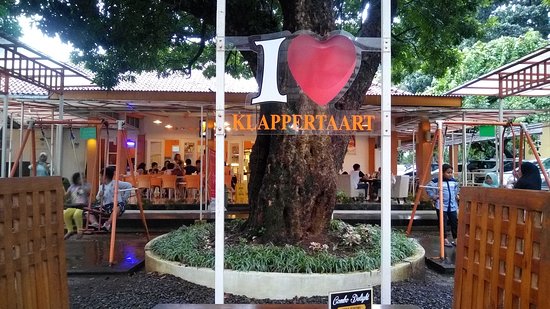 analisis usaha kue klappertaart-huize