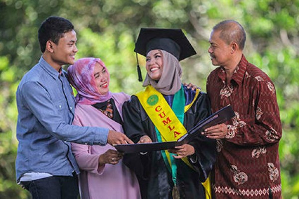 Usaha baru Menjadi Photografer Wisuda